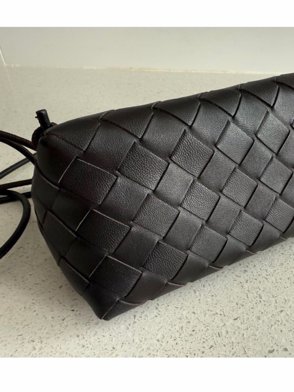 Bottega Veneta Intrecciato Nappa Leather Concert Pouch - Picture 6 of 12